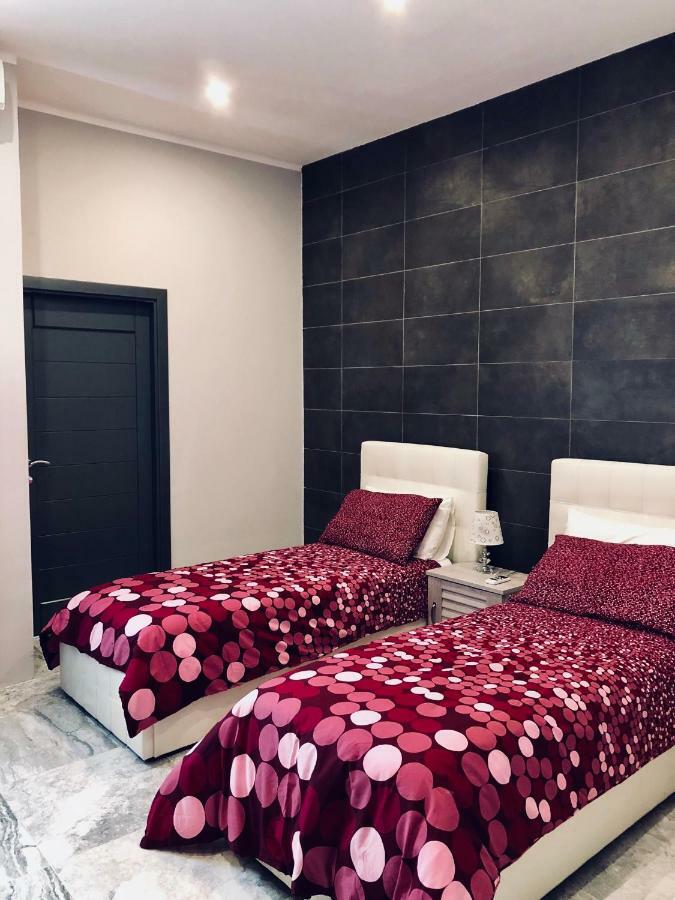 Holiday Townhouse In Sliema Centre Esterno foto