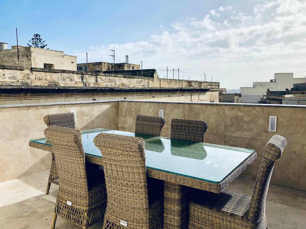 Holiday Townhouse In Sliema Centre Esterno foto